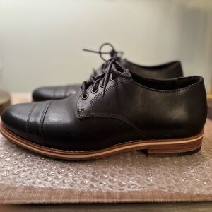 Helm Bradley Oxford Dress Shoes Mens Size 9.5 Leather Cap Toe